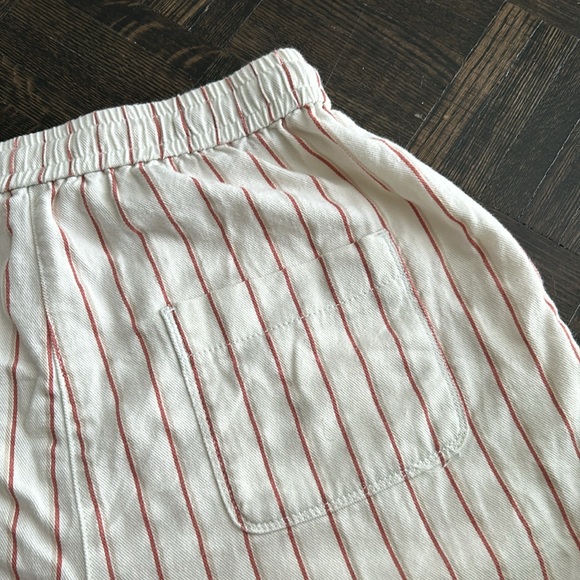 Aritzia Wilfred Free Striped Pull-on Shorts White XS - Picture 6 of 10